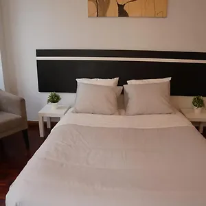 Quarto em Acomodações Particulares Bisengototo Homestay, Lisboa